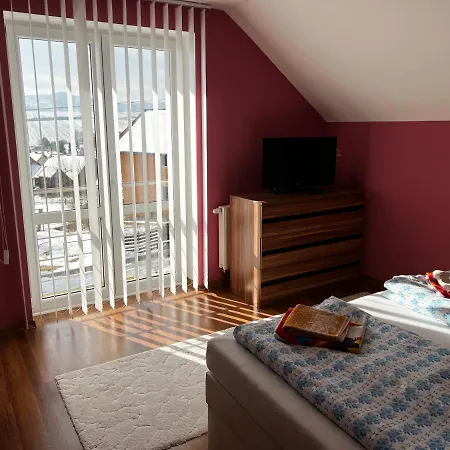 Проживание в семье Privat Daniela *