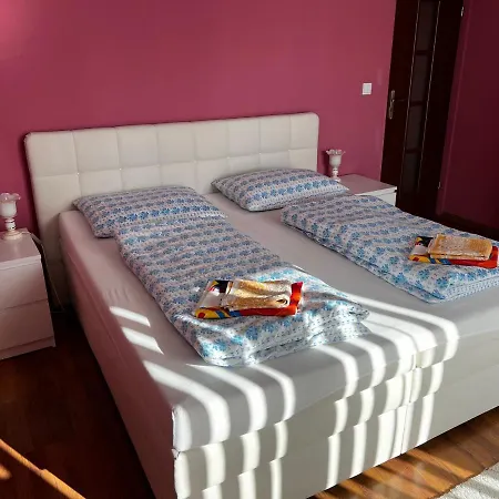 Δωμάτια σε οικογενειακή κατοικία Privat Daniela